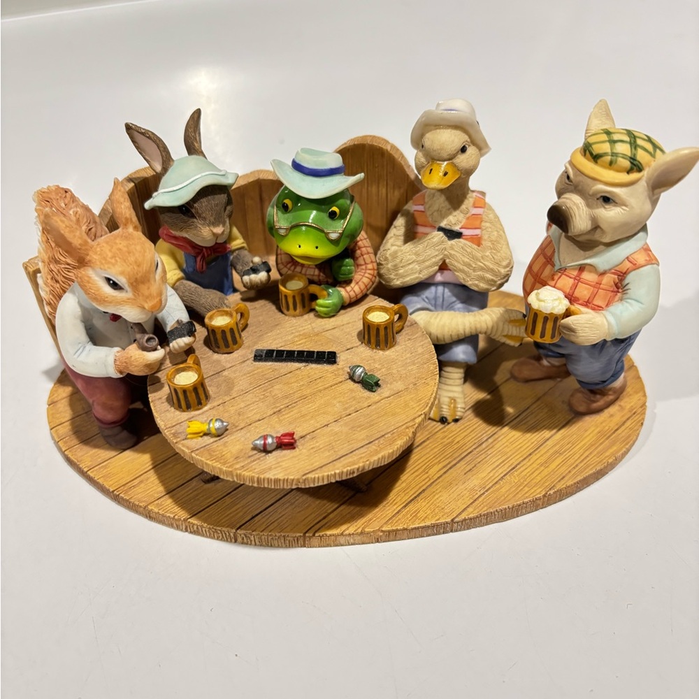 Leonardo Collection Boy's Night Out Figurine